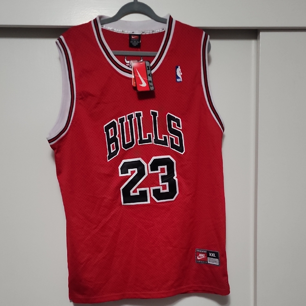 Nike 2009 Chicago Bulls Michael Jordan #23 Red Jersey NWT XL - Picture 2 of 13